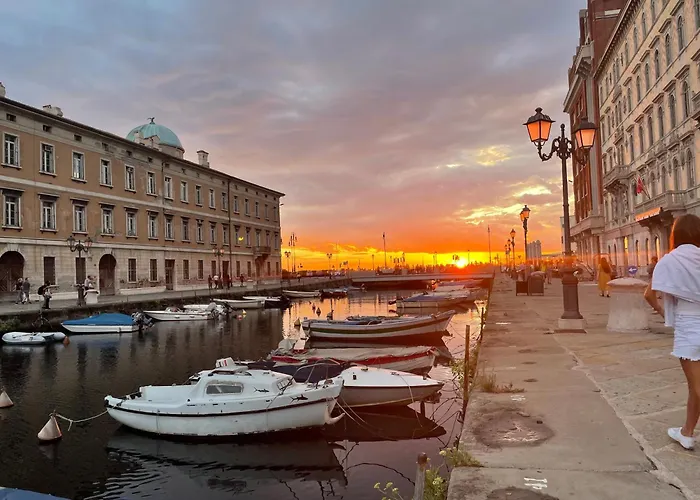 Art Loft بيت ضيافة 3*