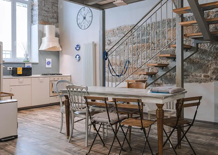 Art Loft 게스트하우스 트리에스테