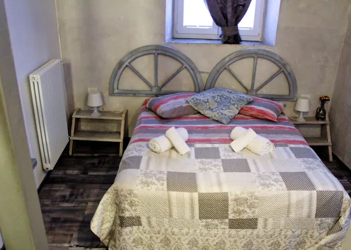 بيت ضيافة Art Loft ترييستي